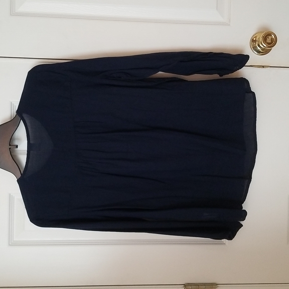 Old Navy Ladies Blouse - Picture 2 of 4